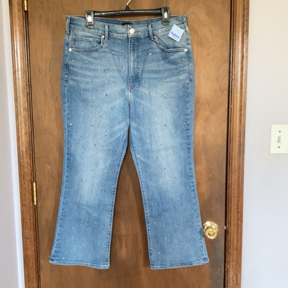 Express super high rise cropped flare jean w bling details size 14 - Picture 12 of 17